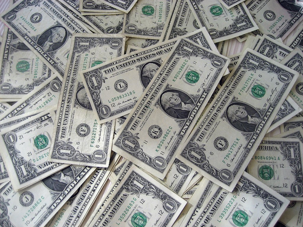New Adventist offering baskets reject $1 bills